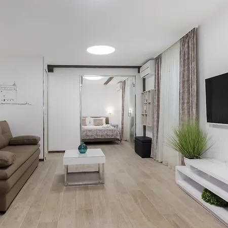 Cherry-Old Town Apartman *