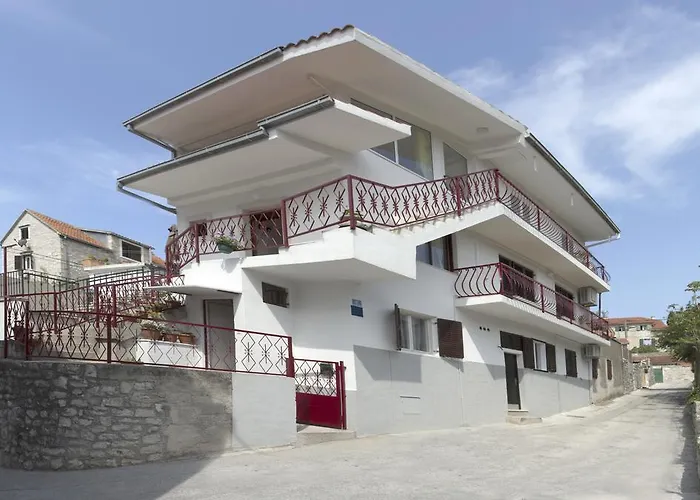 Cherry-old Town Daire