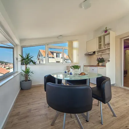 Cherry-old Town * Split