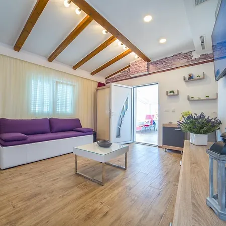 Apartment Cherry-Old Town