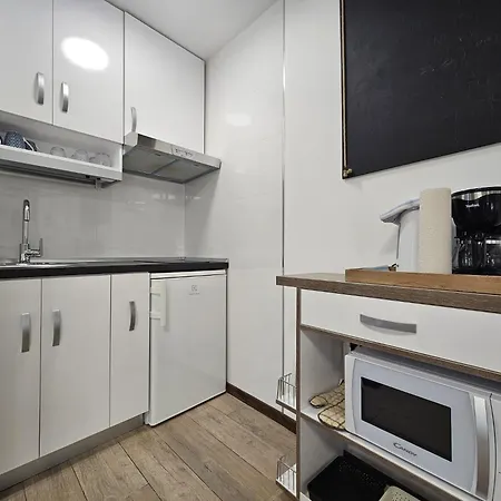 Cherry-Old Town Apartment