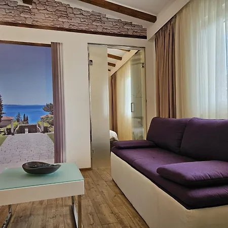 Apartment Cherry-Old Town